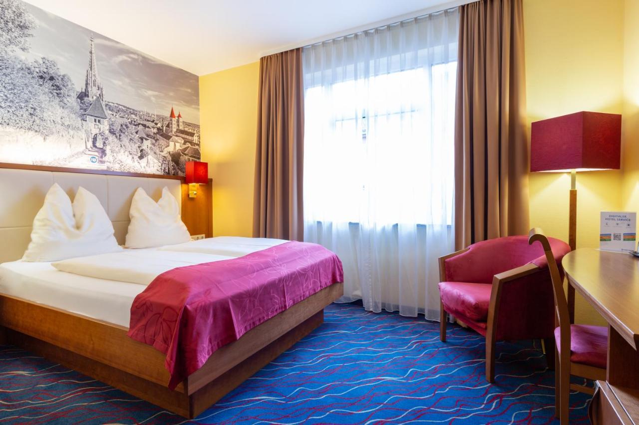 Hotel Am Schillerpark Esslingen am Neckar Екстериор снимка